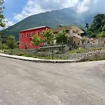 Hibroj Guesthouse