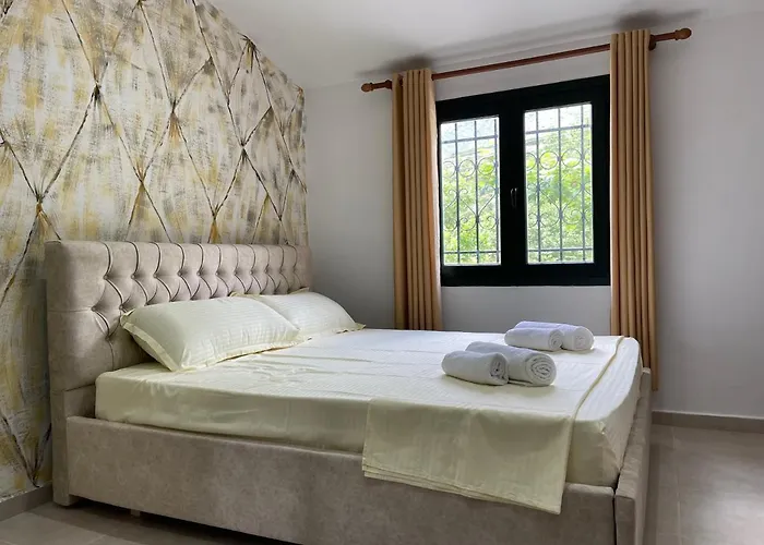 Hibroj Guesthouse